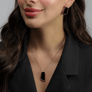 Conjunto Dourado Atena Preto